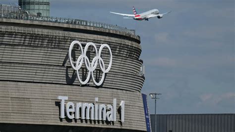 Greve dos controladores de tráfego aéreo franceses ameaça caos nas