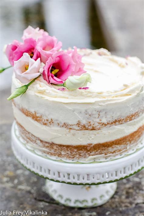 Naked Cake With Mascarpone Cream And Crushed Strawberries Artofit