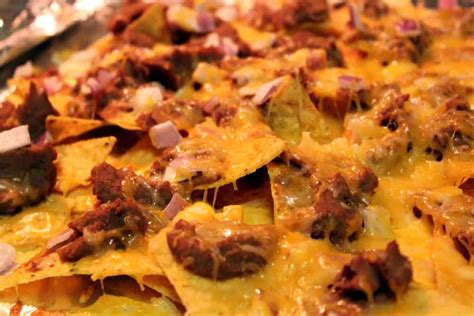 Guilt-Free Late Night Nachos - The Picky Eater