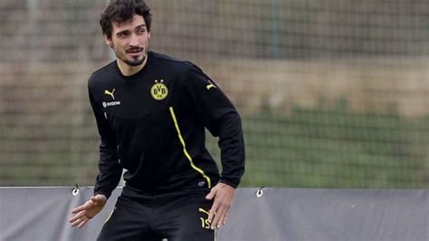 Borussia Dortmund Mats Hummels Plant Sein Comeback Warten Auf Ilkay