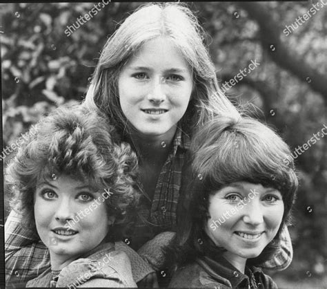 Actress Sisters Deborah Watling Debbie Watling Left Editorial Stock