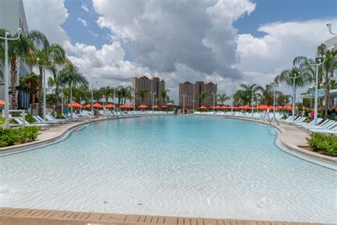 Universal's Endless Summer Resort – Surfside Inn and Suites: Pool Area | Orlando Informer