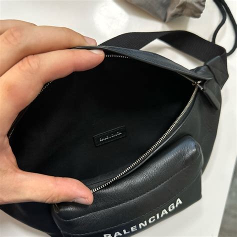 Balenciaga Everyday Beltbag 巴黎世家 男腰包 側背包｜popchill 拍拍圈