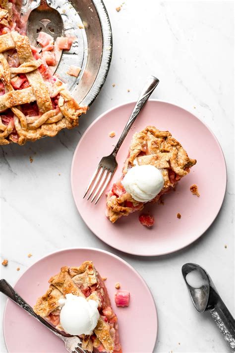 Rhubarb Pie Garnish And Glaze