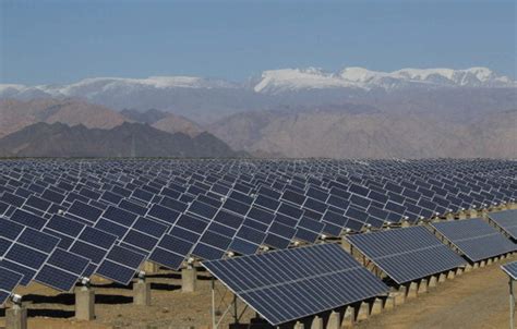 Solar Power Worlds Largest Solar Park Launched In Karnataka Et