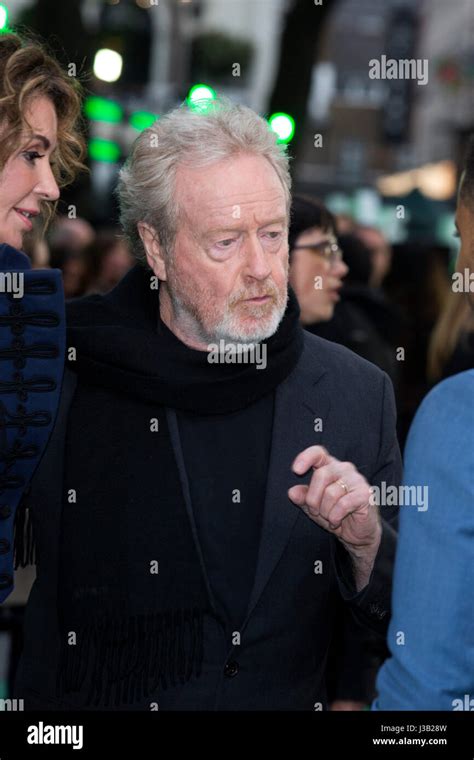 Ridley Scott Alien Hi Res Stock Photography And Images Alamy