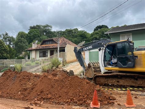 Trabalhador morre soterrado durante escavação de galeria