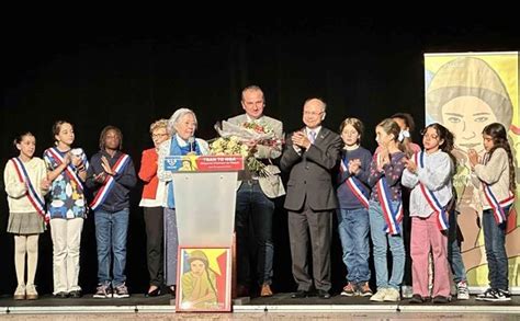 Activista francesa vietnamita recibe título Ciudadana de Honor de