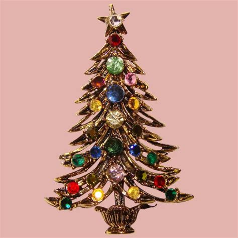 Fabulous Hollycraft Color Rhinestone Vintage Christmas Tree Brooch