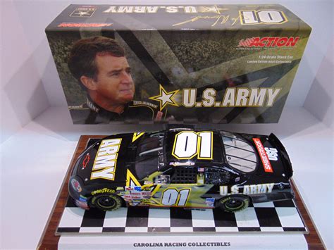 Action 106080 124 Joe Nemechek 01 Usarmy 2004 Chevrolet Monte Carlo