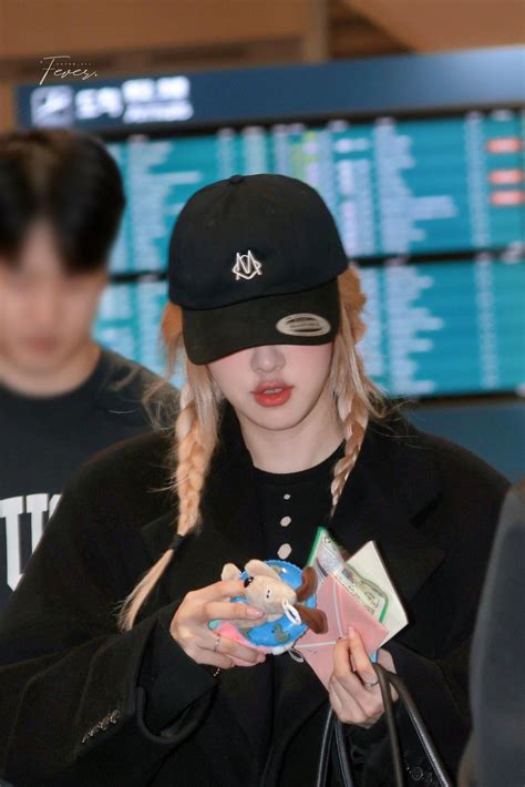 231017 Rosé Incheon International Airport Arrival From Los Angeles