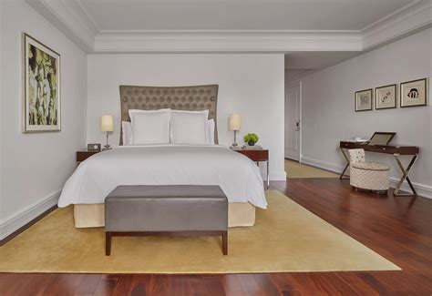 Deluxe Room | Georgetown Luxury Hotel | Rosewood Washington DC