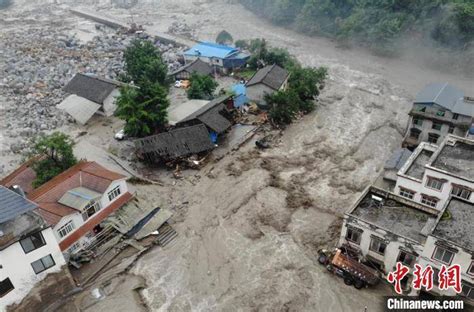 四川：“7·11”强降雨致6个市州14万余人受灾四川平武遭暴雨 2人死亡4人失联应急调度