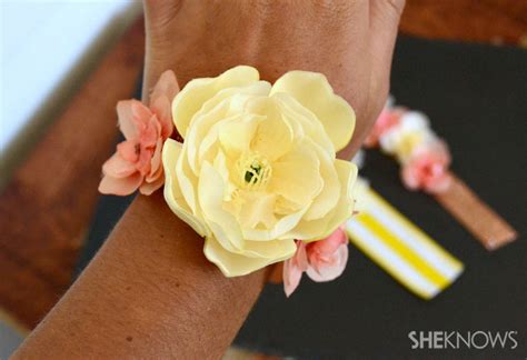 How To Make Your Own Mothers Day Corsage Sheknows