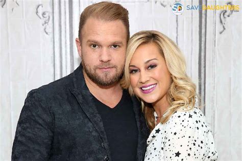 Who is Kellie Pickler Husband? Kids, Wiki, Net Worth, Mother