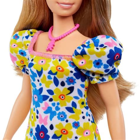 Mattel D Voile Sa Premi Re Poup E Barbie Porteuse De Trisomie