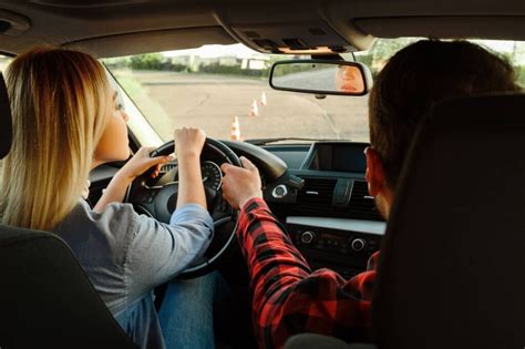 Tipos de faltas del examen práctico de conducir Autoescuelas Molina