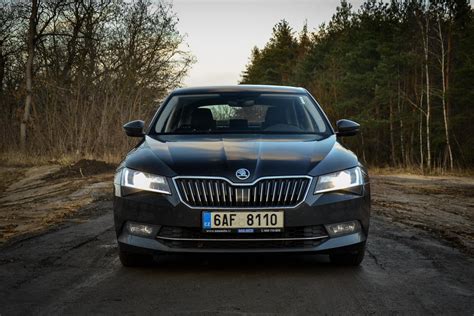 Fotografie č 2 u článku Test ojetiny Škoda Superb 2 0 TDI za 400