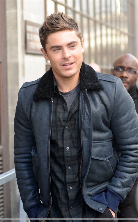 Zac Efron Radio Candids - Zac Efron Photo (27236401) - Fanpop