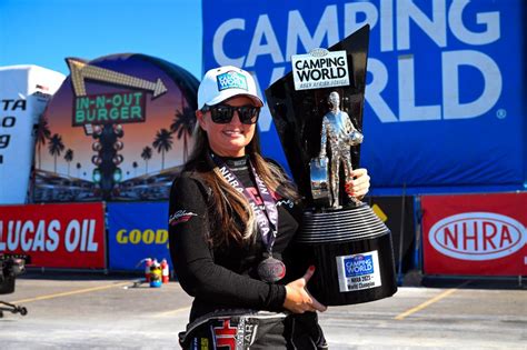 QuEEn Of Pro Stock Erica Enders Clinches Sixth Pro Stock Crown - Elite ...