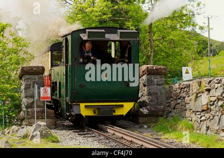 The Snowdon Mountain Railway A Steam Powered Cog Railway That Travels