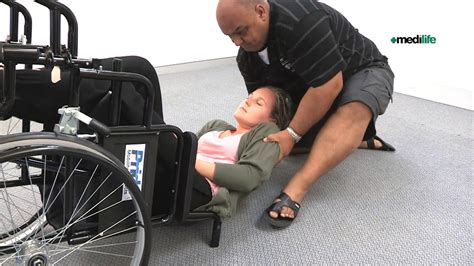 Medilife First Aid Training 213 Wheelchair Cpr Single Rescuer Youtube