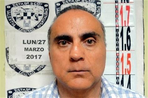 Dan cárcel a exfuncionario por peculado