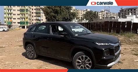 Maruti Grand Vitara Black Edition reaches dealerships - CarWale