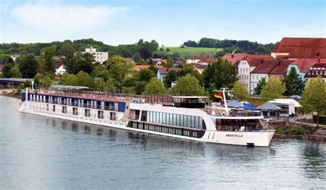 AmaWaterways Launches 2022 European Season Eat Sleep Cruise