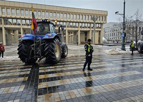 Protestuojantys ūkininkai gavo kvietimą susitikti su premjere I