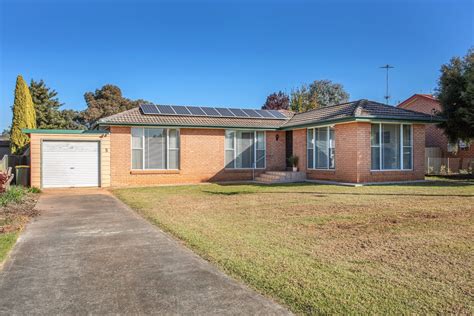 5 Hassan Street Cowra NSW 2794 Domain