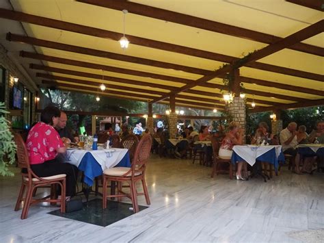 Best 5 Restaurants in Lassi, Kefalonia | Greeka