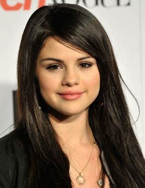 Selena Gomez Body Measurements Height Weight Shoe Bra Size Stats