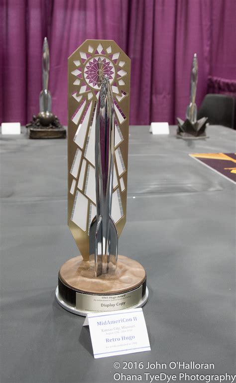 Midamericon Ii 2016 Hugo Award And 19 Retro Hugo Award Display Flickr