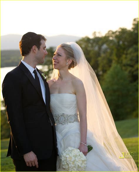 Chelsea Clinton: Wedding Photos with Marc Mezvinsky!: Photo 2470580 | Chelsea Clinton, Marc ...