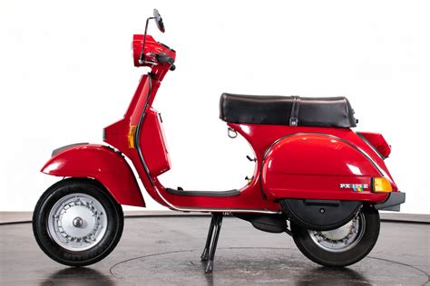 Piaggio Vespa Px E Moto D Epoca Ruote Da Sogno