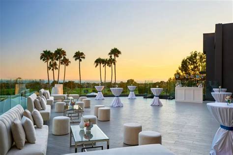 Vea Newport Beach A Marriott Resort Spa Hotel Weddings Newport