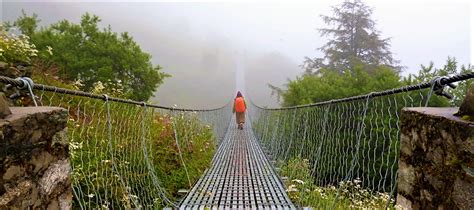 bridge trekking  asia