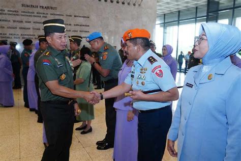 Panglima Tni Terima Laporan Kenaikan Pangkat Perwira Tinggi Tni