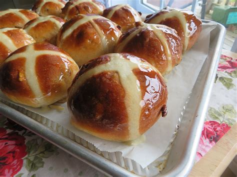 Mary Berry S Hot Cross Buns The English Kitchen