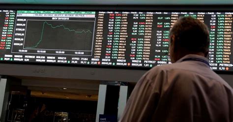 Ibovespa Chega A Superar 120 Mil Pontos E Caminha Para Fechar Ano No Azul