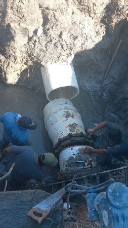 Trabaja Comapa En La Reparaci N De Fuga De Agua Potable En La Planta De