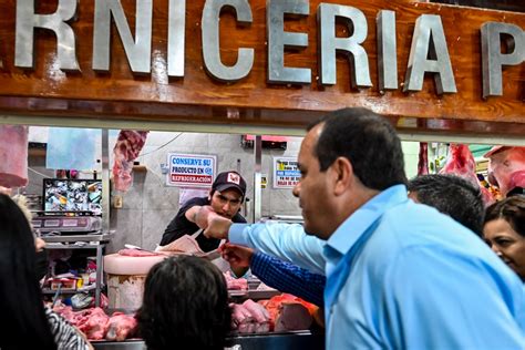 Festeja Cuauht Moc Blanco Aniversario Del Mercado Adolfo L Pez Mateos