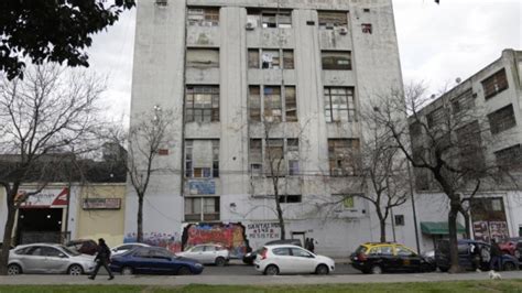 En Plena Pandemia 106 Familias Enfrentan El Desalojo De Casa Santa