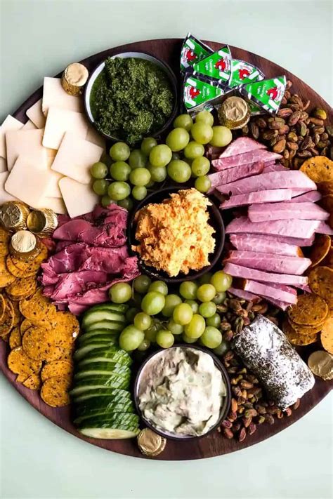 24 Festive St Patrick S Day Charcuterie Board Recipes