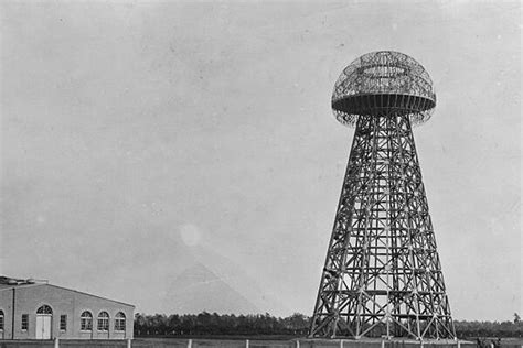 Nikola Tesla Built A Giant Tower To Send Wireless Electricity Around