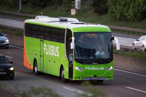 Flixbus Cinq Morts Et Plusieurs Bless S Dans Un Accident Sur L