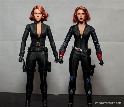 Hot Toys Avengers Age Of Ultron Black Widow Side To Side With Avengers Black Widow Lyles