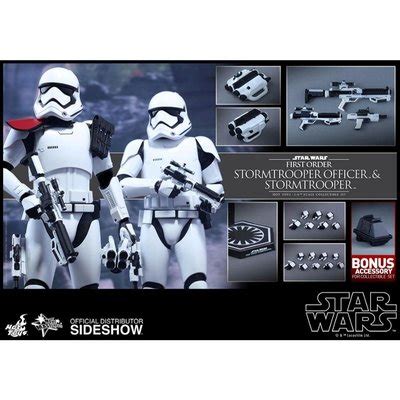 Hot Toys First Order Officer And Stormtrooper Sixth Scale Figure Set D R