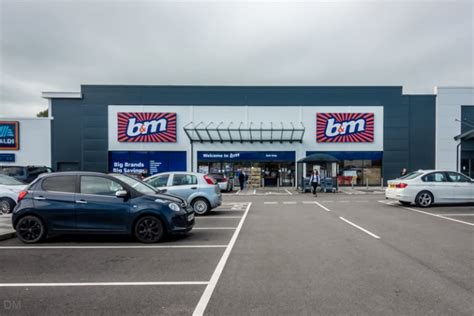 Fulwood Central Retail Park Preston Lancashire Photos Video